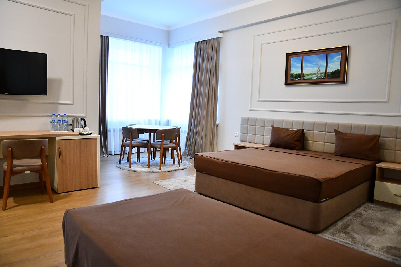 A standard category room — clean, well-equipped, appropriately sized.